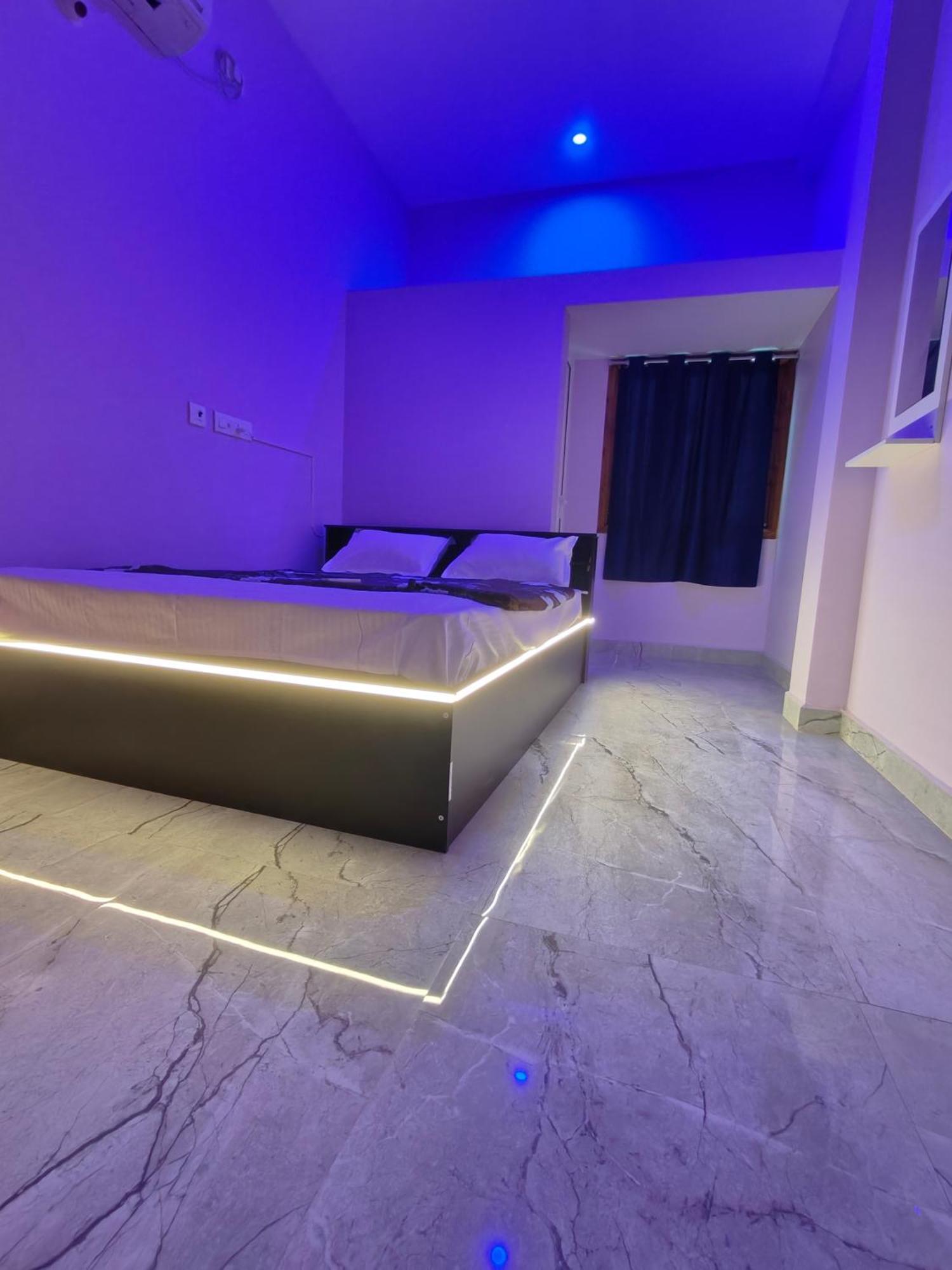 Le Cadillac Bungalow Ποντισερί Δωμάτιο φωτογραφία